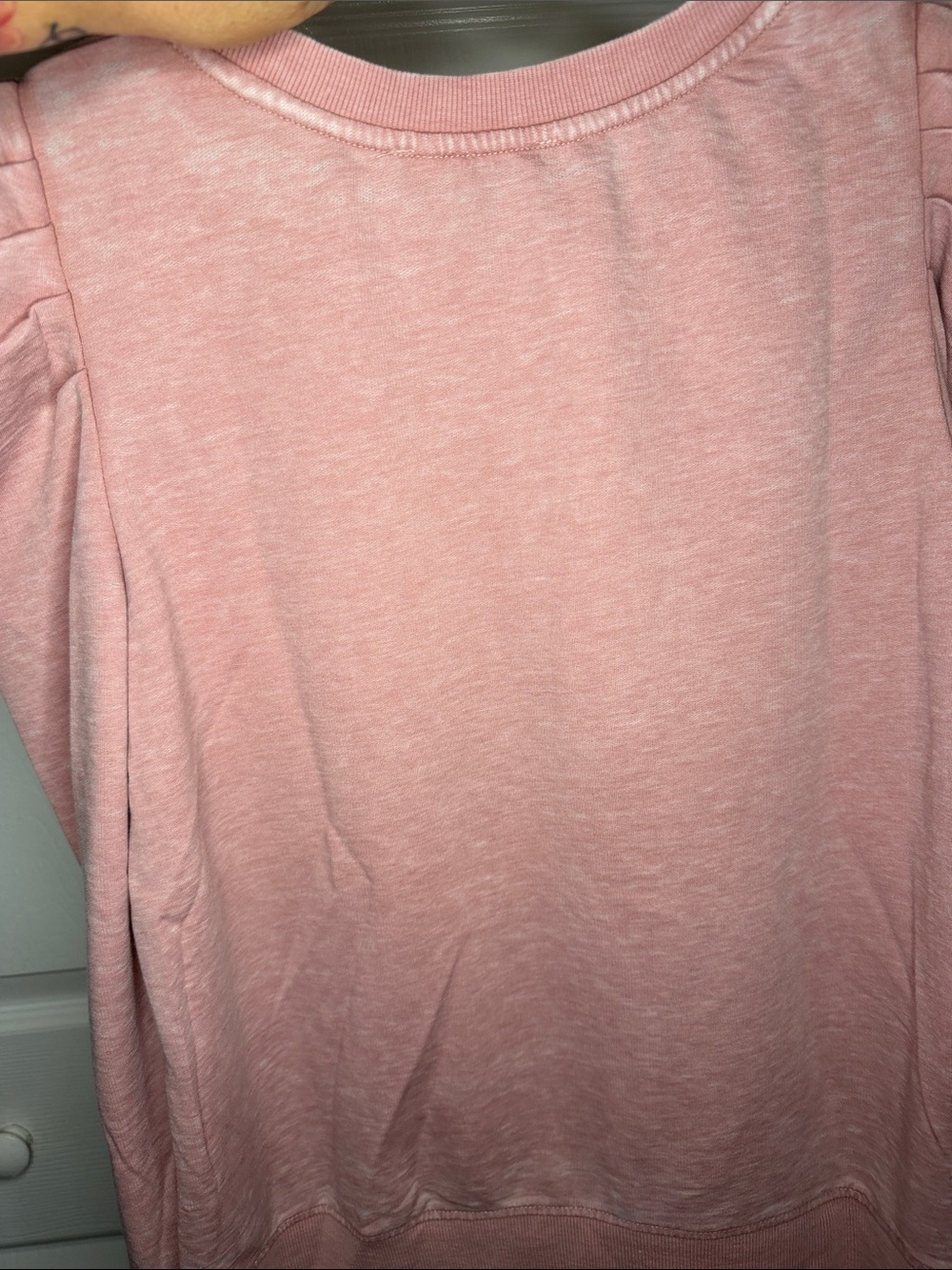 Jane and Delancey Dusty Pink Puff-Shoulder Crewneck Sweatshirt - Picture 4 of 4